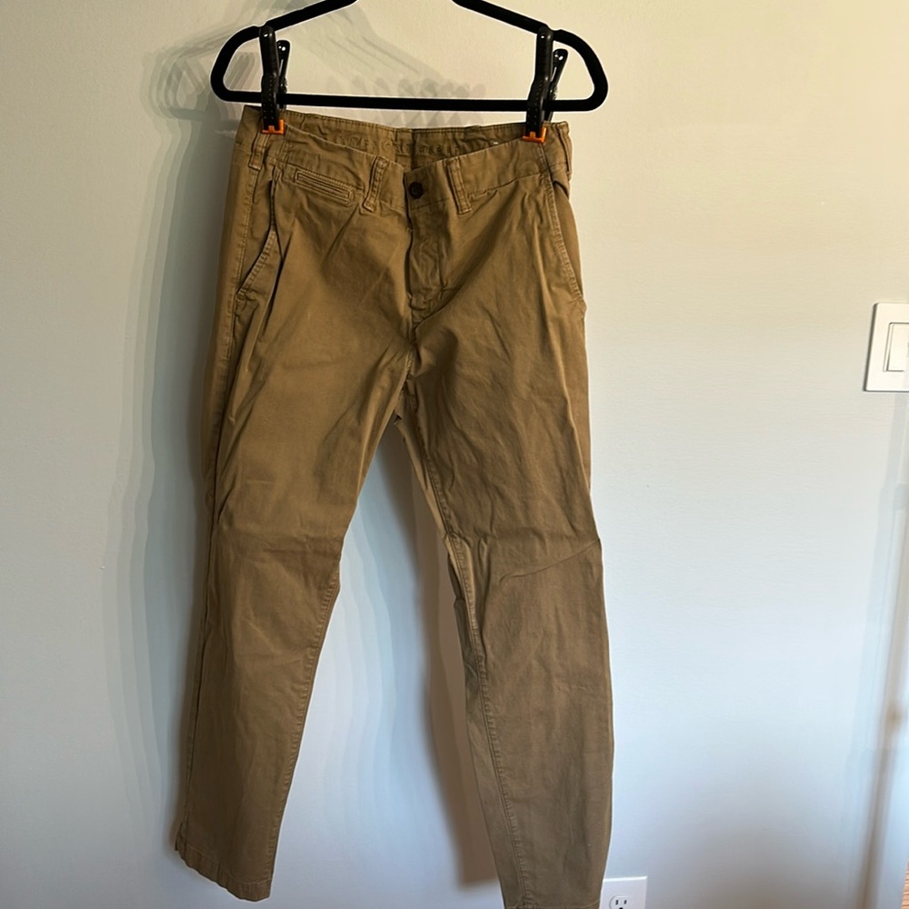 American Eagle Men’s Khakis 32x32